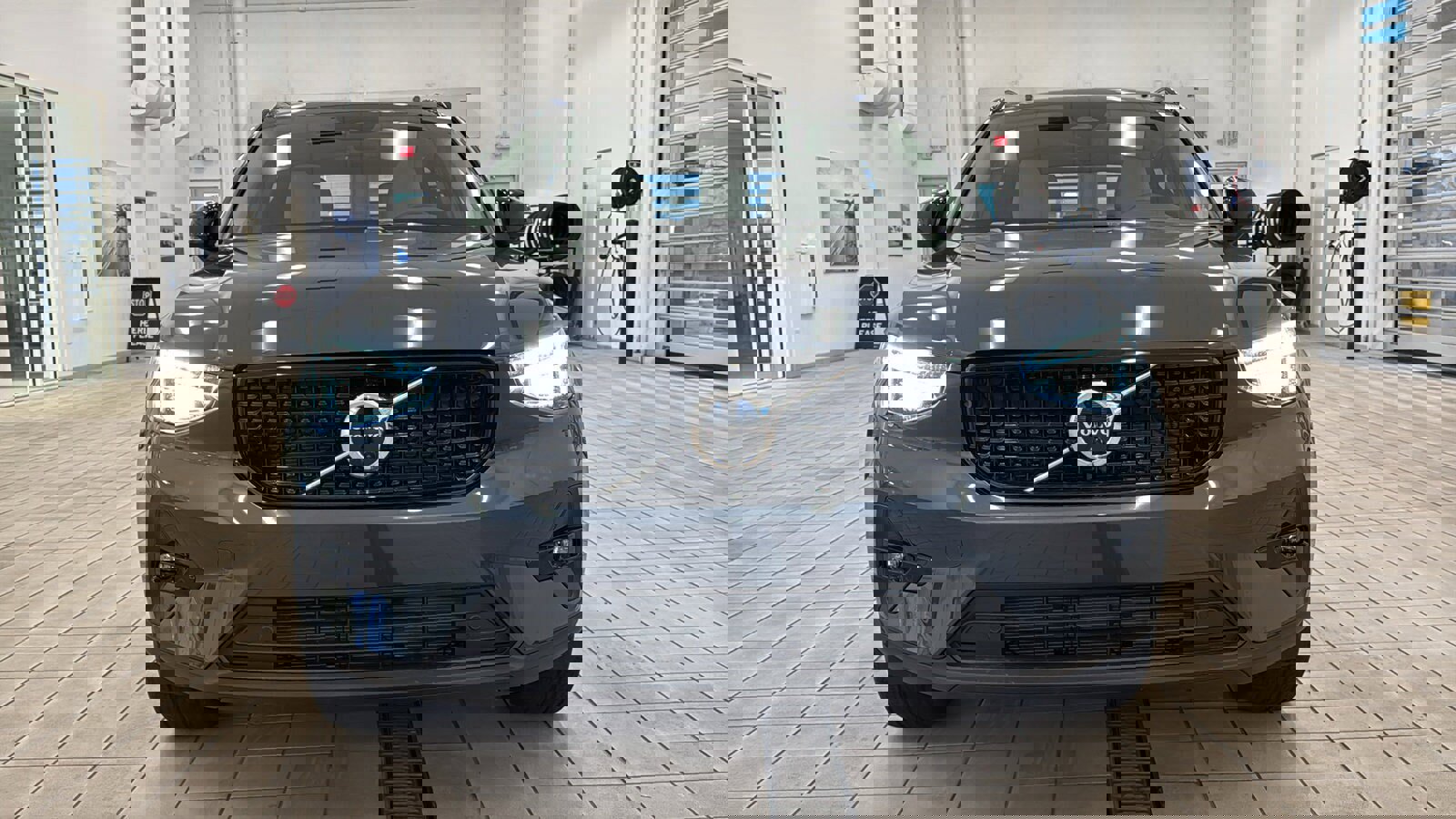 New 2026 Volvo XC40 B5 Plus w/ Climate Package image 10