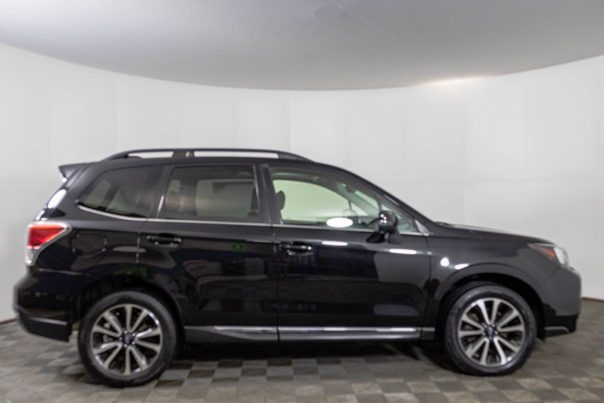 Used 2017 Subaru Forester 2.0XT Touring w/ Popular Package #2 image 14