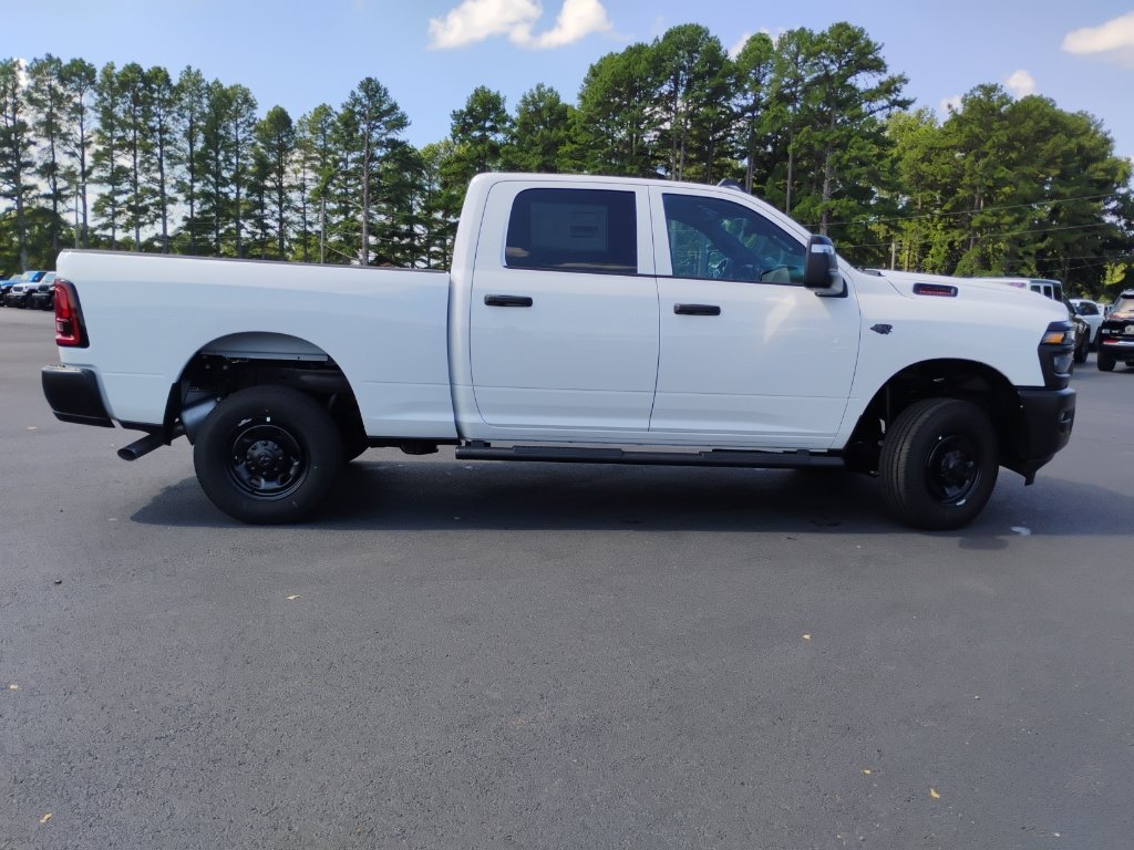 New 2027 RAM 2500 Tradesman AWD/4WD image 4