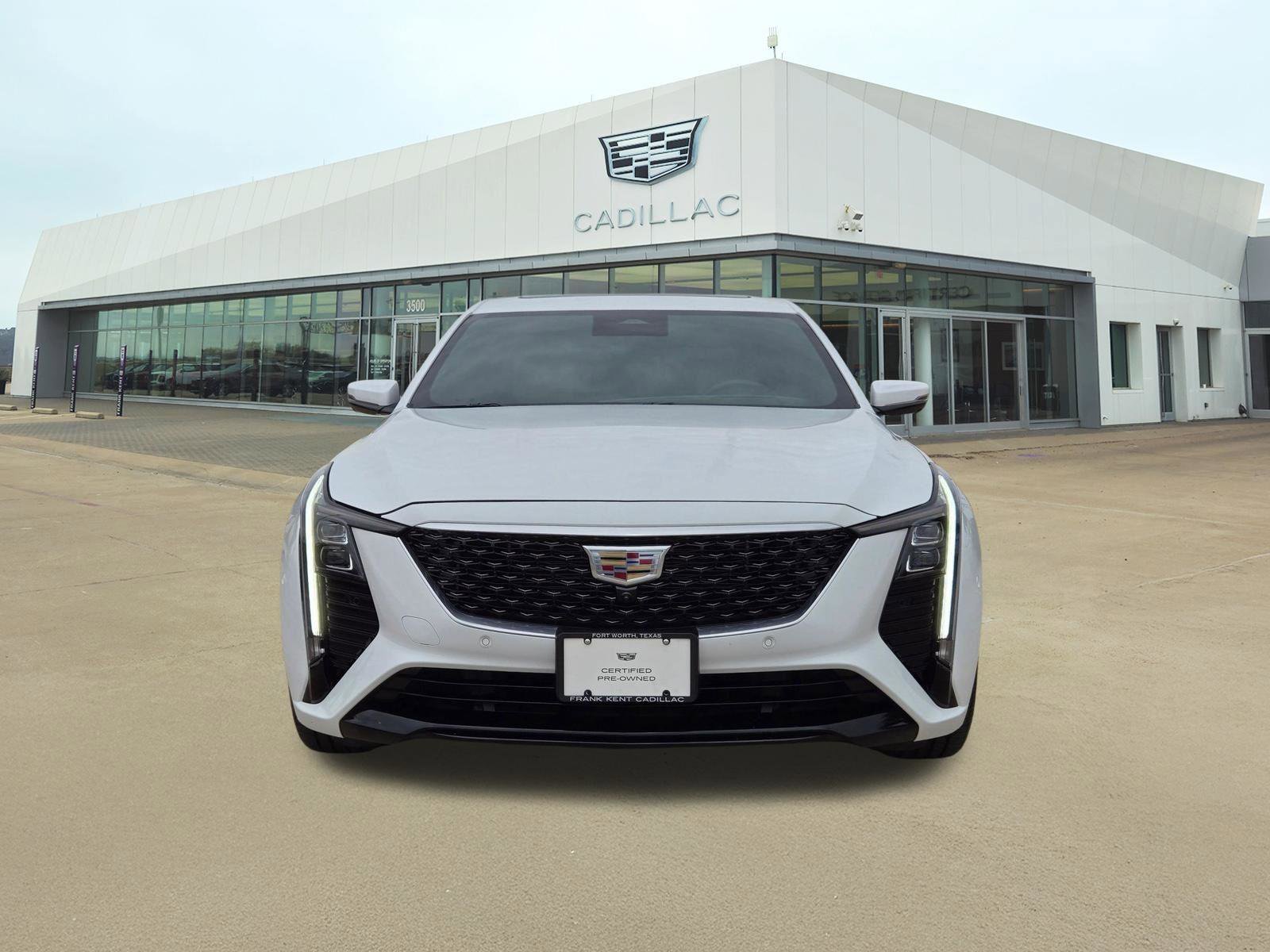 Used 2025 Cadillac CT5 Premium Luxury RWD image 2