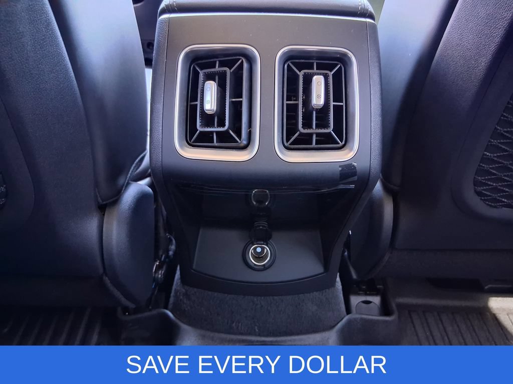 Used 2024 Kia Sorento S w/ Panoramic Sunroof Package FWD image 21