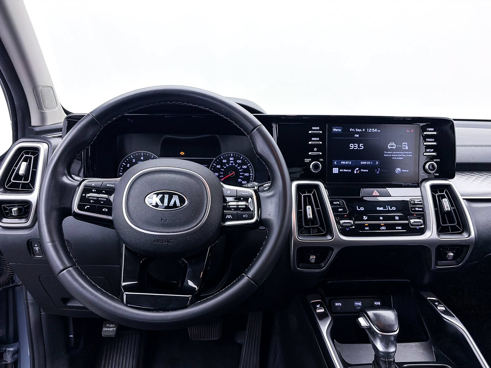 Used 2021 Kia Sorento S FWD image 3