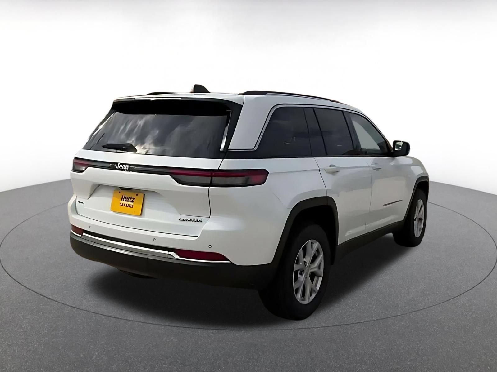 Used 2022 Jeep Grand Cherokee Limited AWD/4WD image 13