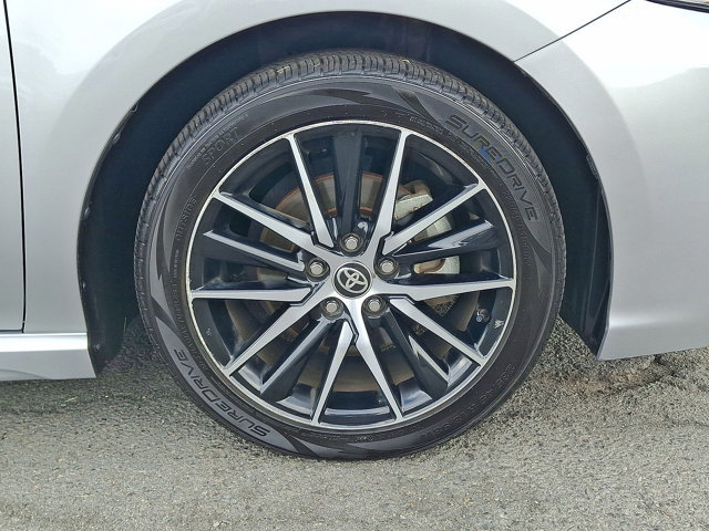 Used 2024 Toyota Camry SE image 29
