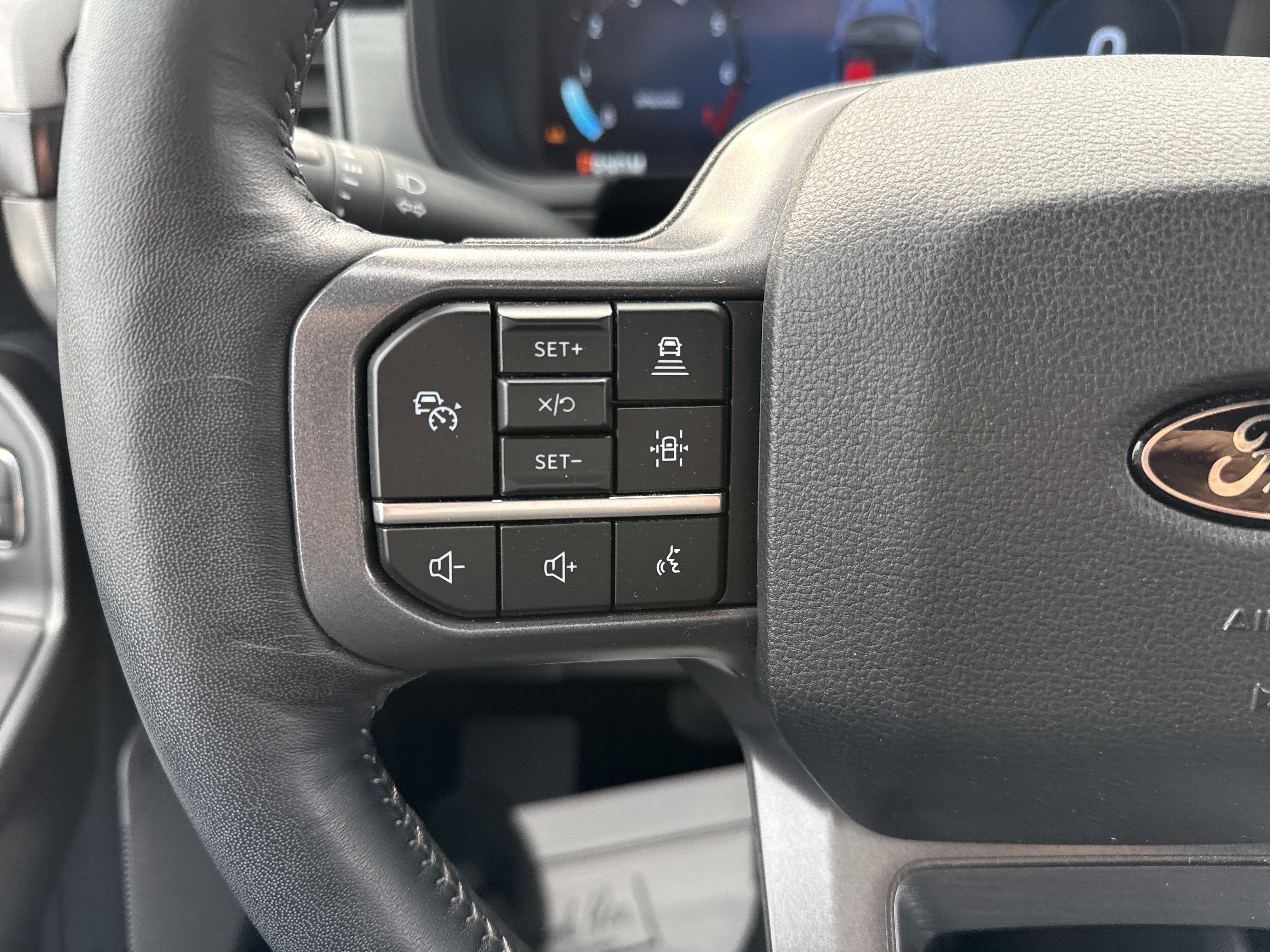 Used 2024 Ford F150 Lariat w/ Bed Utility Package image 22