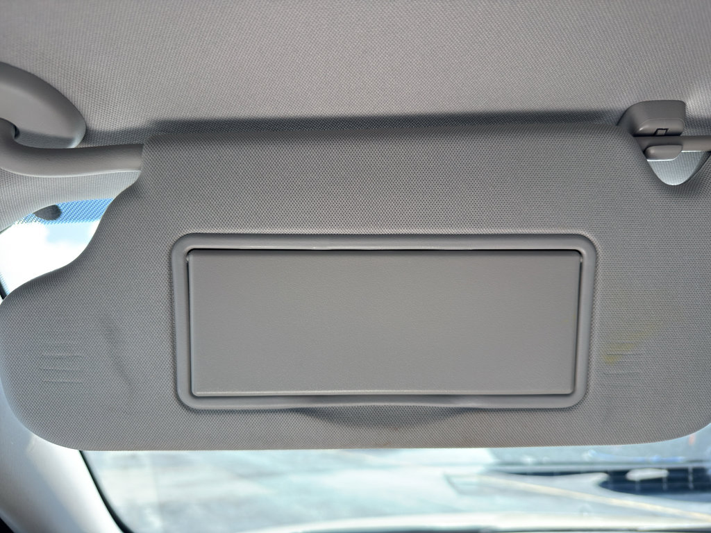 Used 2012 Chevrolet Impala LTZ FWD image 22