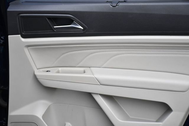 Used 2021 Volkswagen Atlas SE w/ Panoramic Sunroof Package image 26