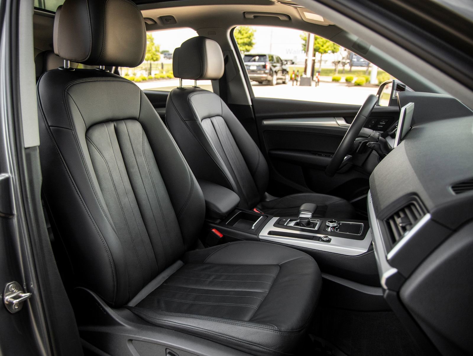 Used 2018 Audi Q5 2.0T Premium Plus w/ Premium Plus Package image 45