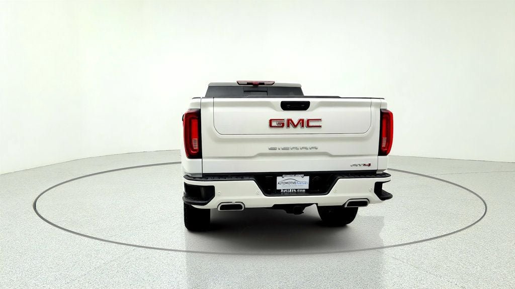 Used 2023 GMC Sierra 1500 AT4 w/ Technology Package AWD/4WD image 6