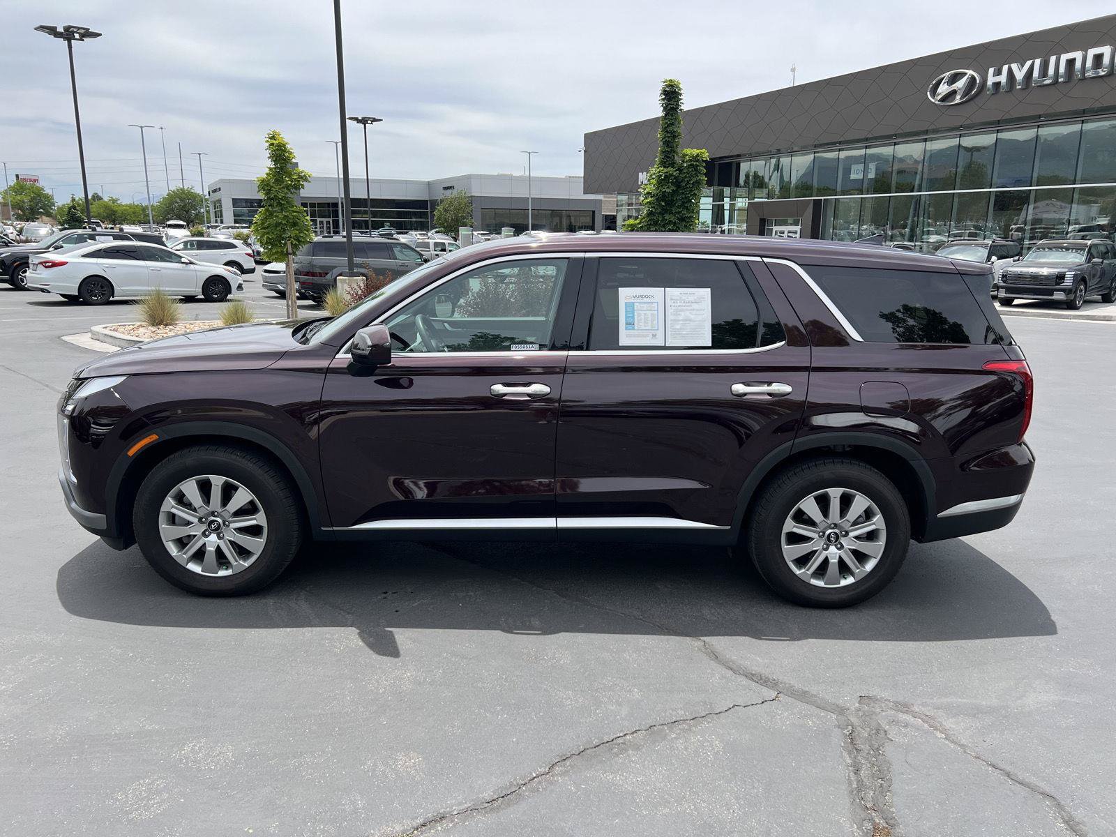 Certified 2023 Hyundai Palisade SE w/ Cargo Package AWD/4WD image 12