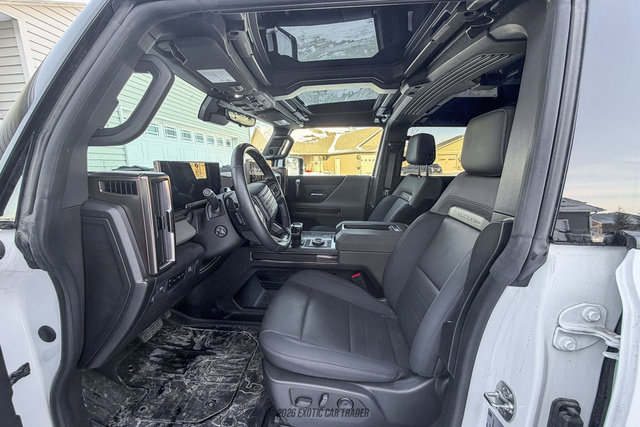Used 2025 GMC Hummer EV 2X image 30