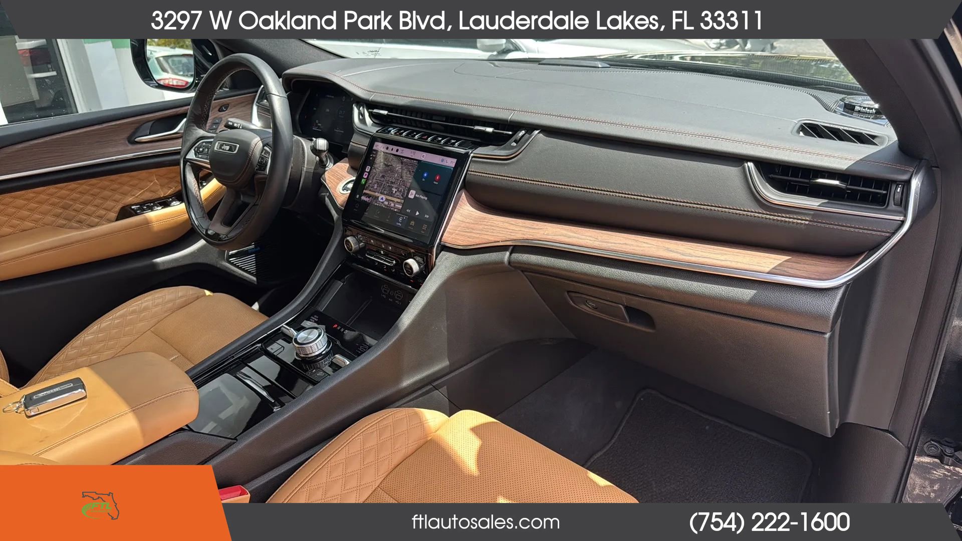 Used 2022 Jeep Grand Cherokee Summit w/ Luxury Tech Group V AWD/4WD image 56