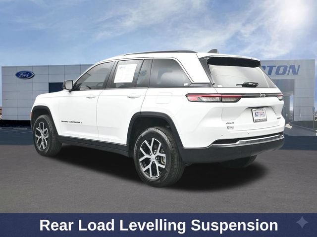 Used 2024 Jeep Grand Cherokee Limited w/ Trailer Tow Package AWD/4WD image 11