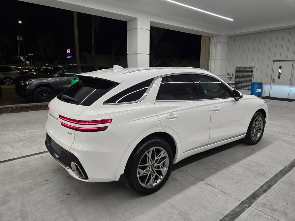 Used 2025 Genesis GV70 2.5T image 6