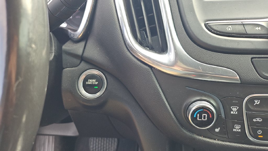 Used 2020 Chevrolet Equinox LT FWD image 26