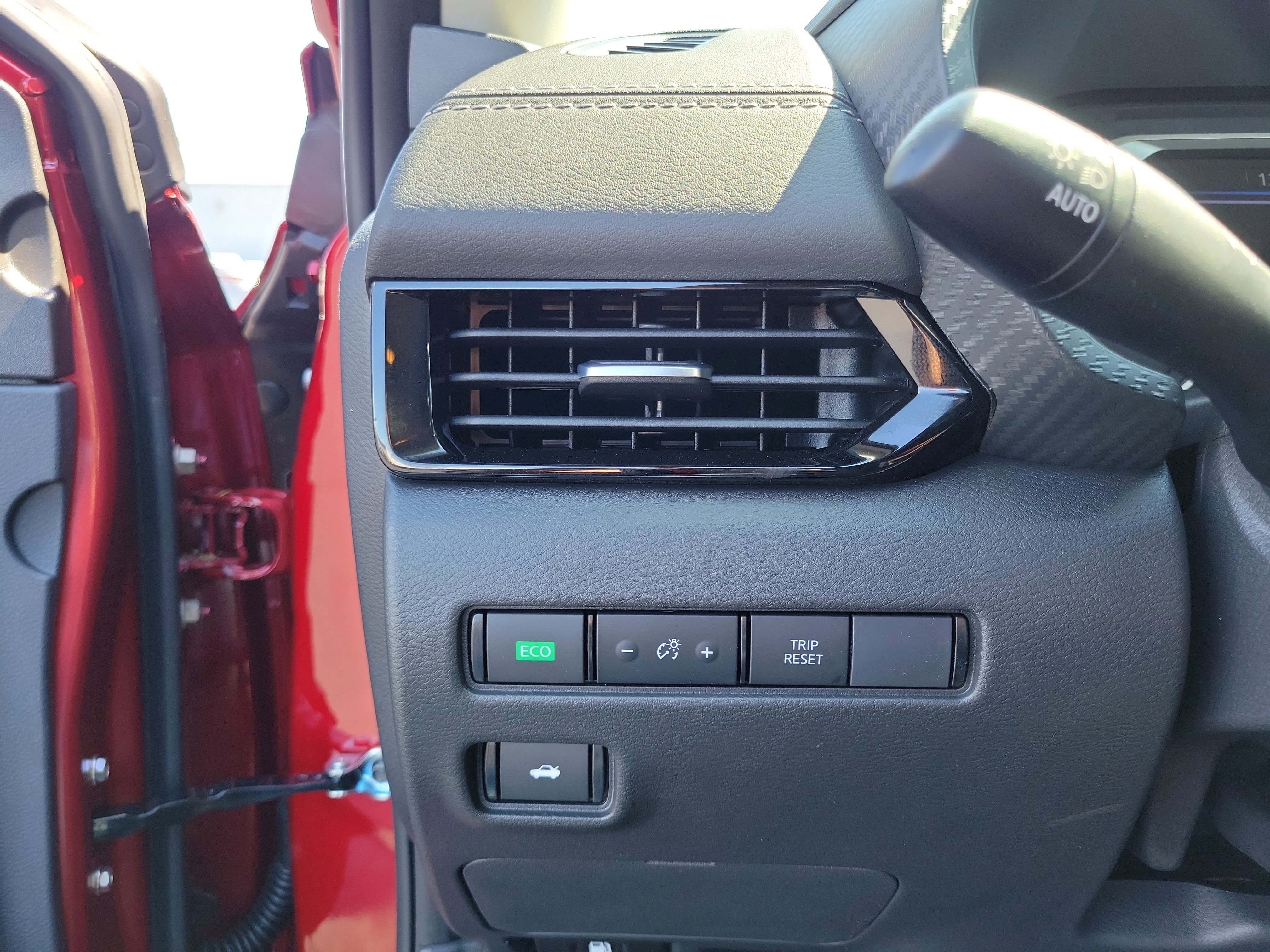 New 2025 Nissan Sentra SV w/ All-Weather Package image 25