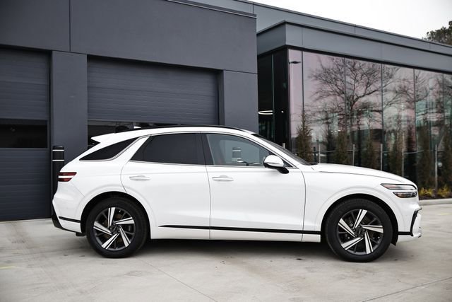 New 2026 Genesis GV70 3.5T Sport Advanced image 3