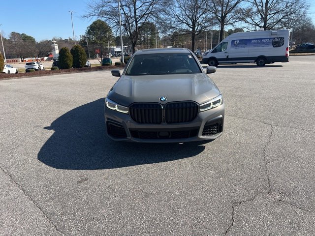 Used 2020 BMW 750i xDrive w/ Executive Package image 8