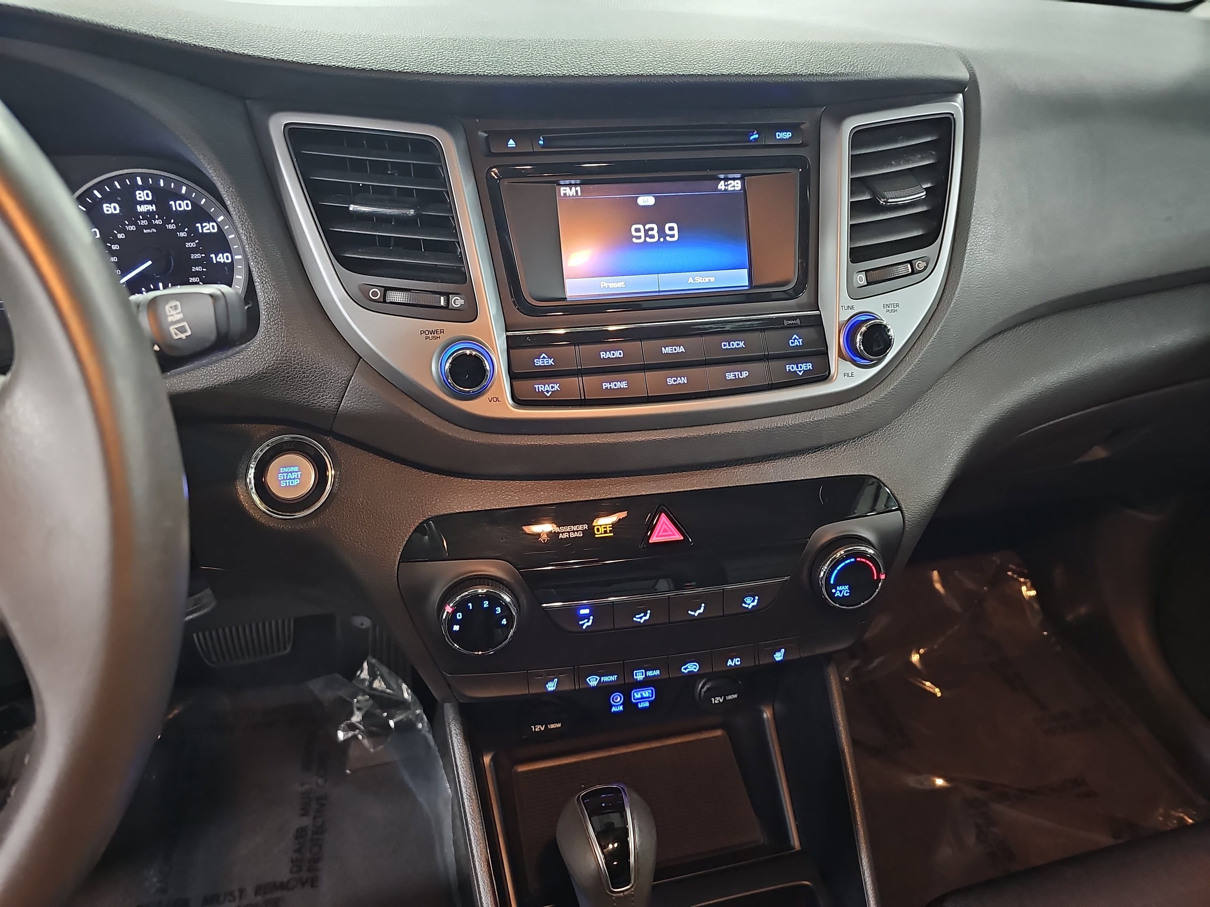 Used 2017 Hyundai Tucson Sport image 20