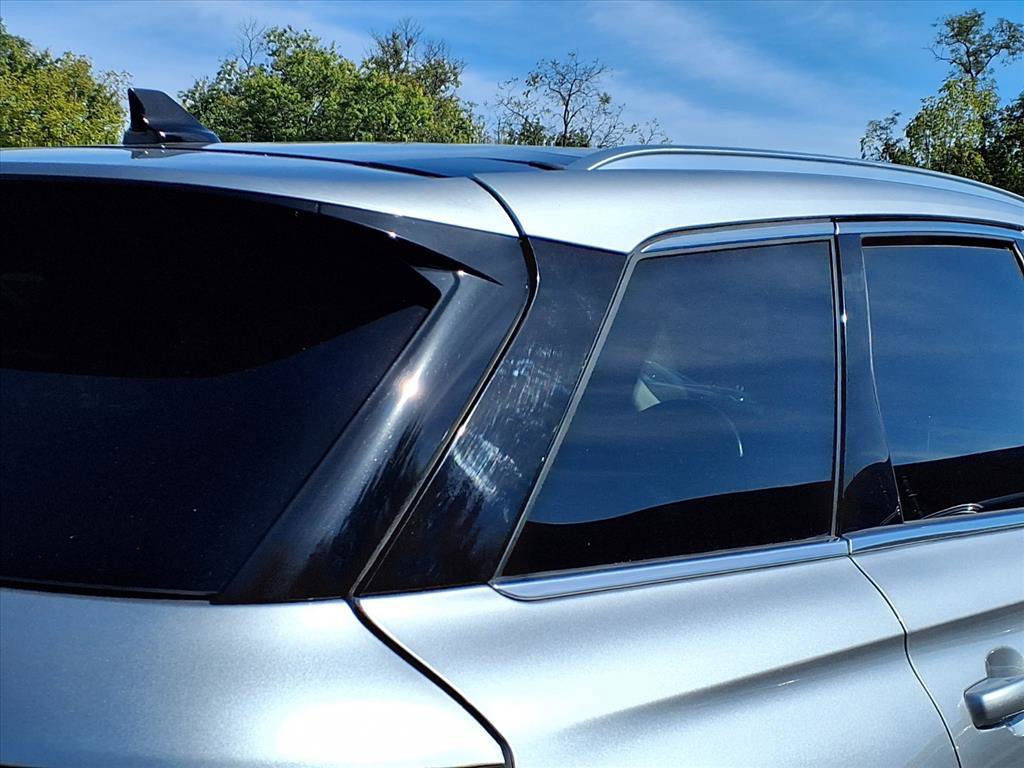 Certified 2023 Lincoln Corsair Reserve w/ Equipment Group 201A image 27