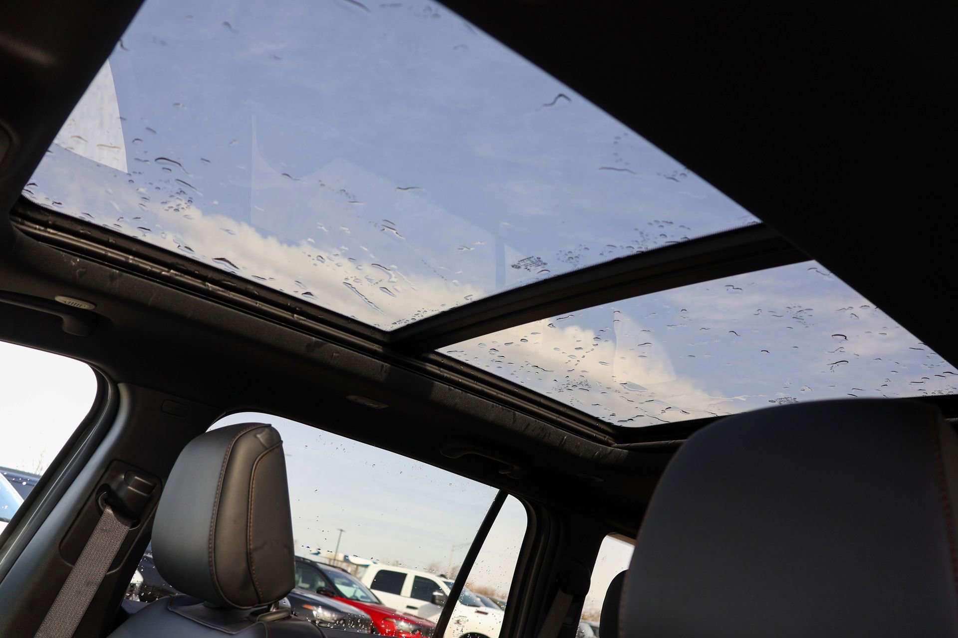 New 2026 Jeep Cherokee Overland image 8