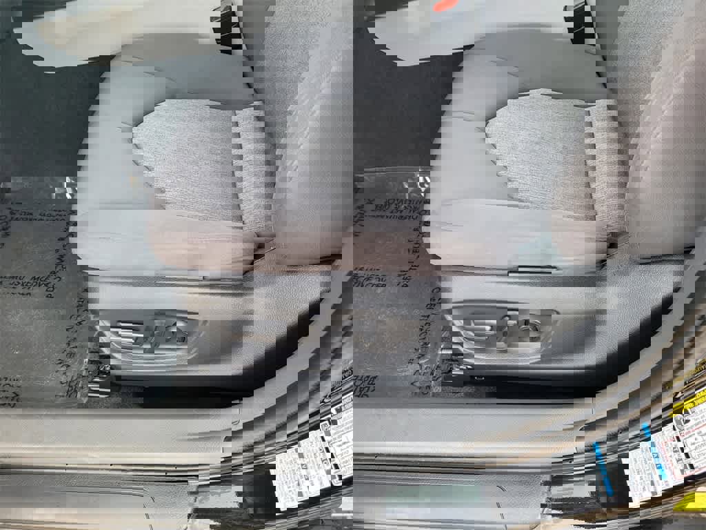 Used 2023 Toyota Camry LE image 14