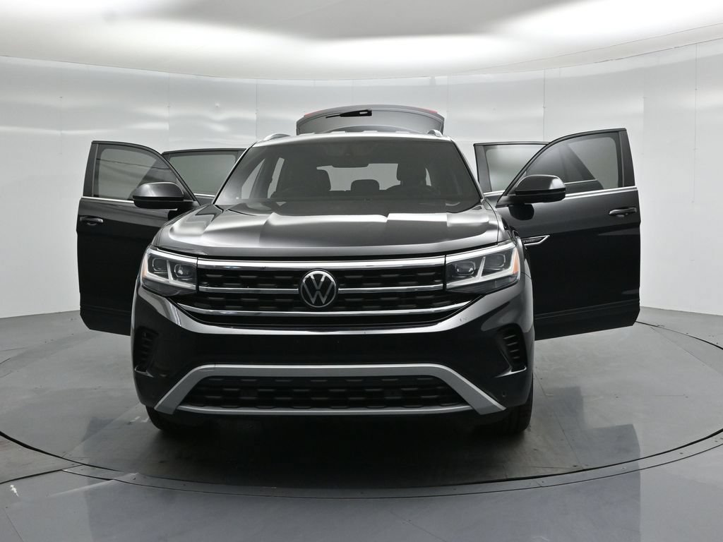 Used 2023 Volkswagen Atlas Cross Sport SE w/ Black Wheel Package AWD/4WD image 31