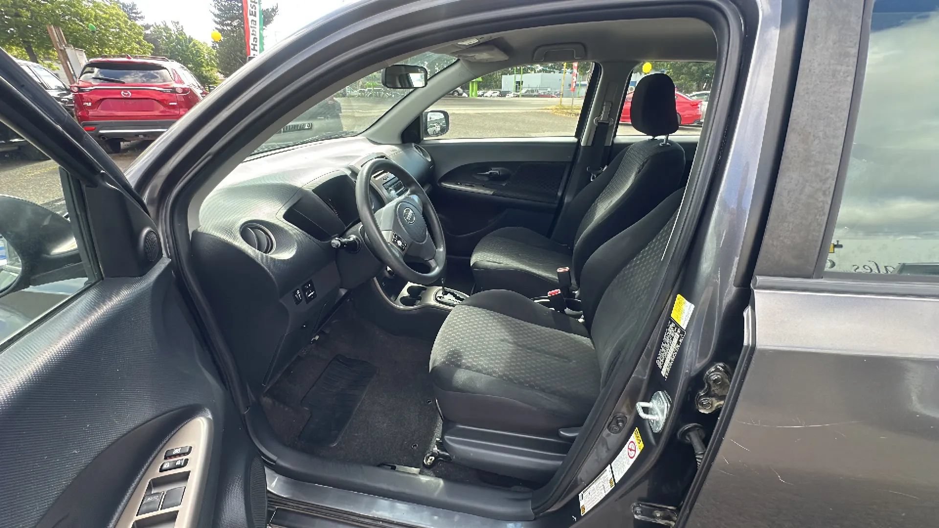 Used 2011 Scion xD FWD image 9