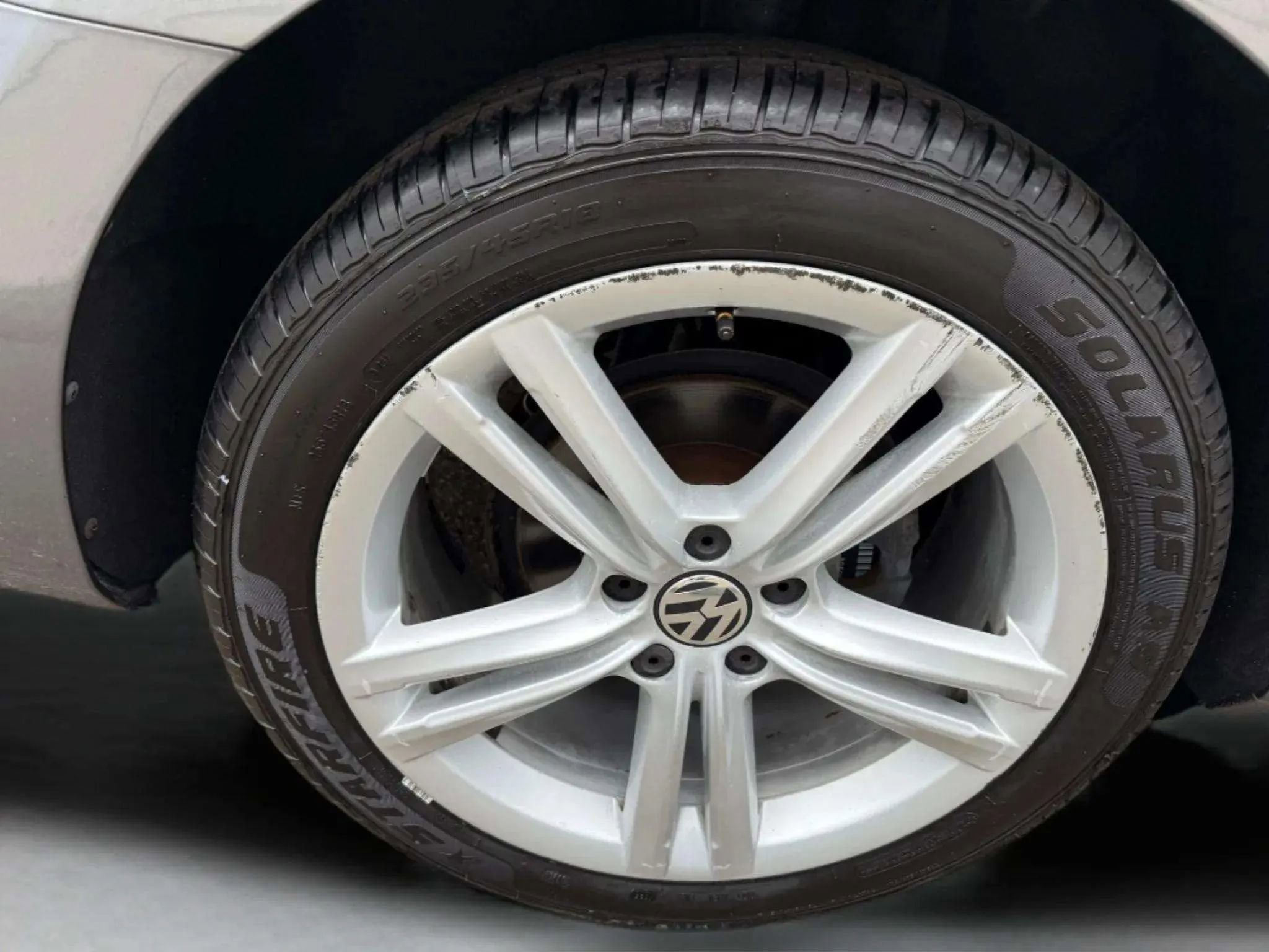 Used 2012 Volkswagen Passat TDI SE image 35