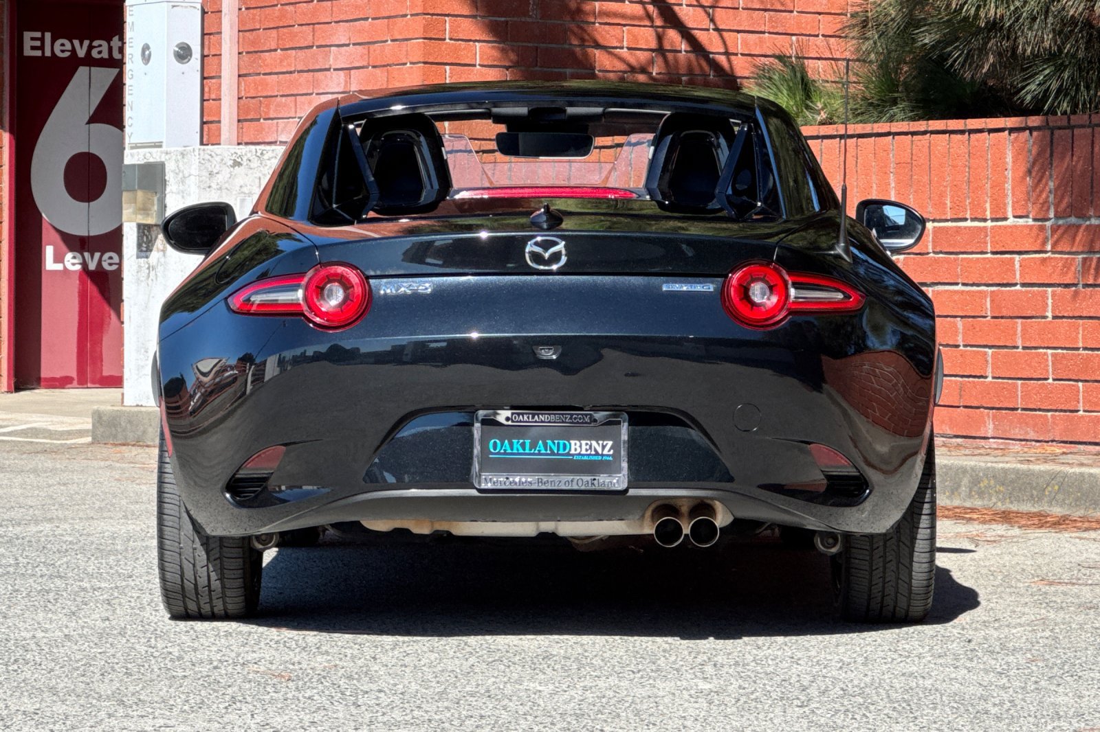 Used 2025 MAZDA MX-5 Miata RF Grand Touring RWD image 5