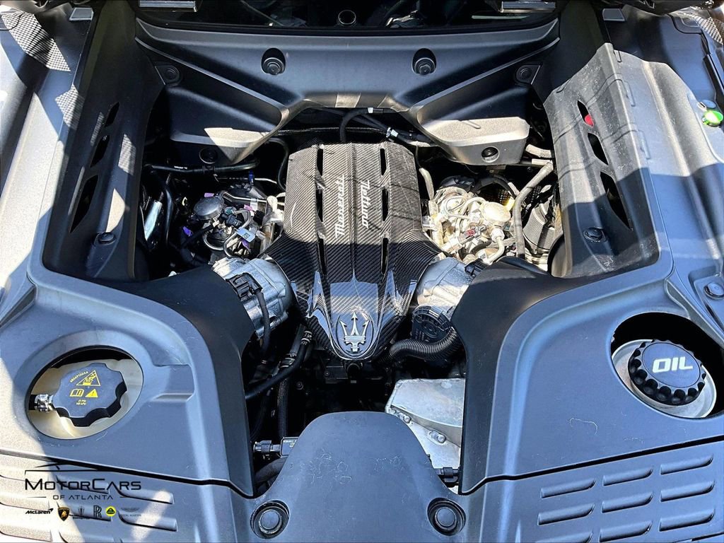 Used 2024 Maserati MC20 Coupe image 11
