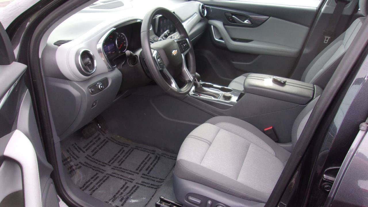 Used 2022 Chevrolet Blazer LT AWD/4WD image 3