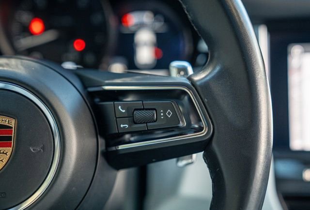 Used 2024 Porsche Macan T w/ Premium Plus Package image 28