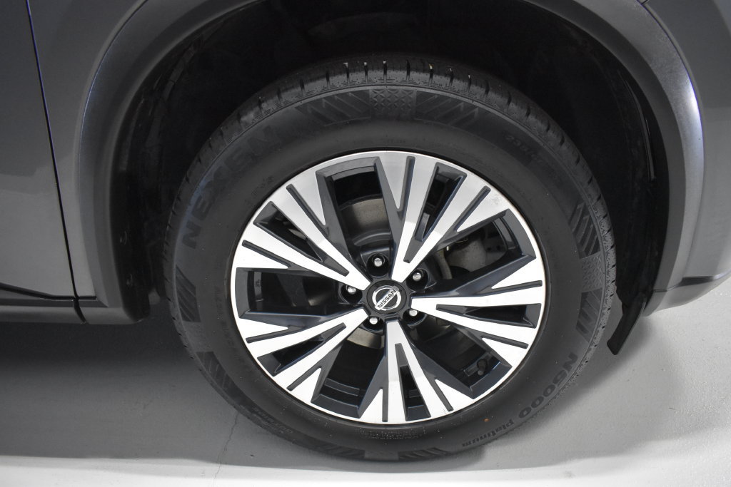 Used 2021 Nissan Rogue SV AWD/4WD image 10