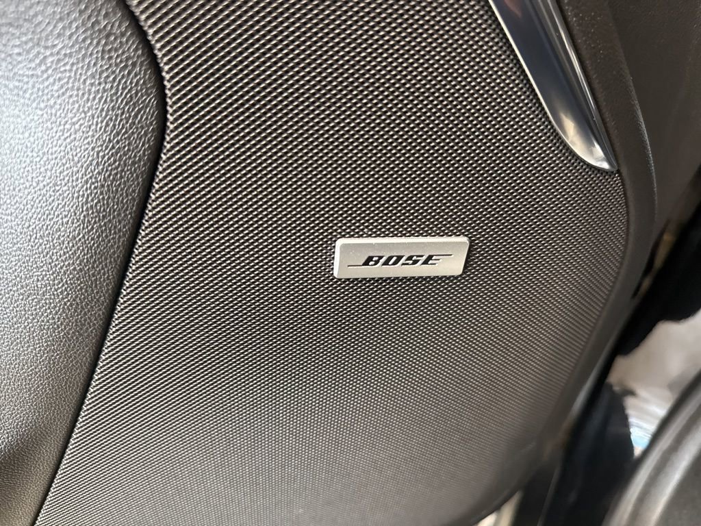 Certified 2025 GMC Yukon XL Denali w/ Sun & Power Step Package AWD/4WD image 21