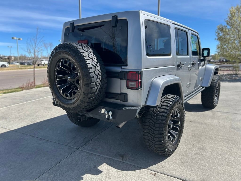 Used 2015 Jeep Wrangler Unlimited Sahara image 9