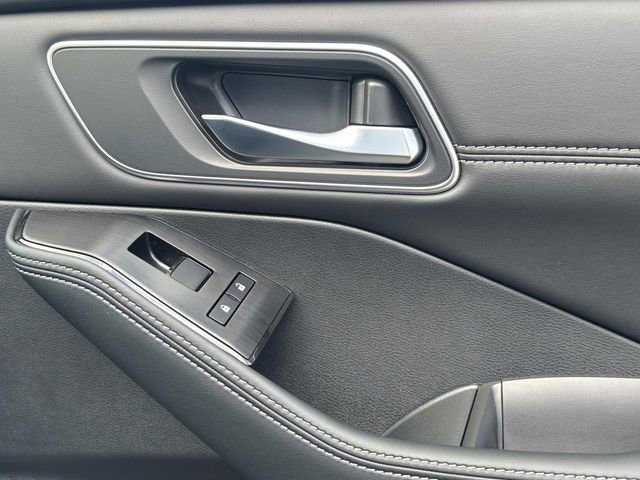 New 2026 Nissan Rogue Platinum AWD/4WD image 16