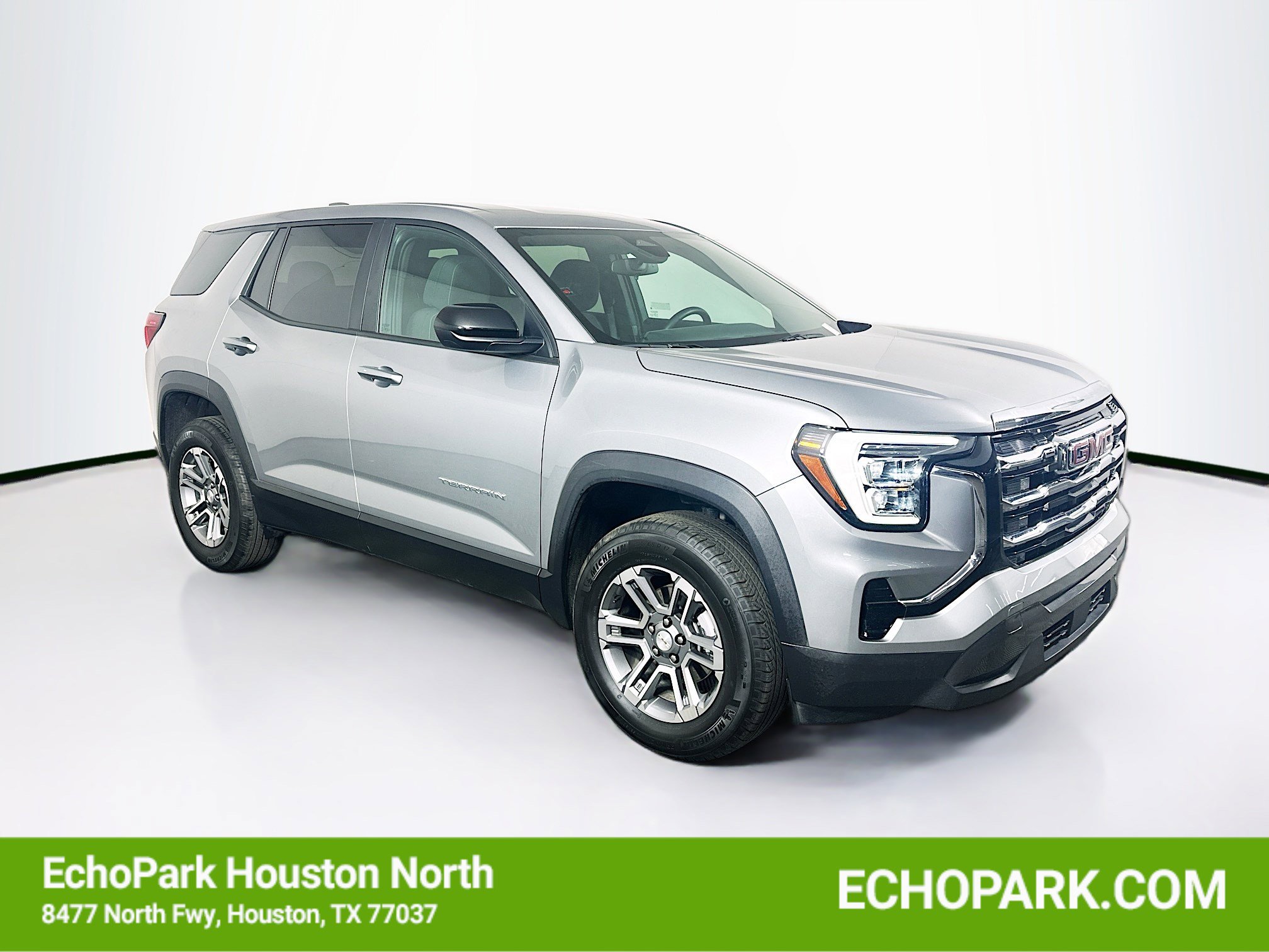Used 2025 GMC Terrain Elevation image 1