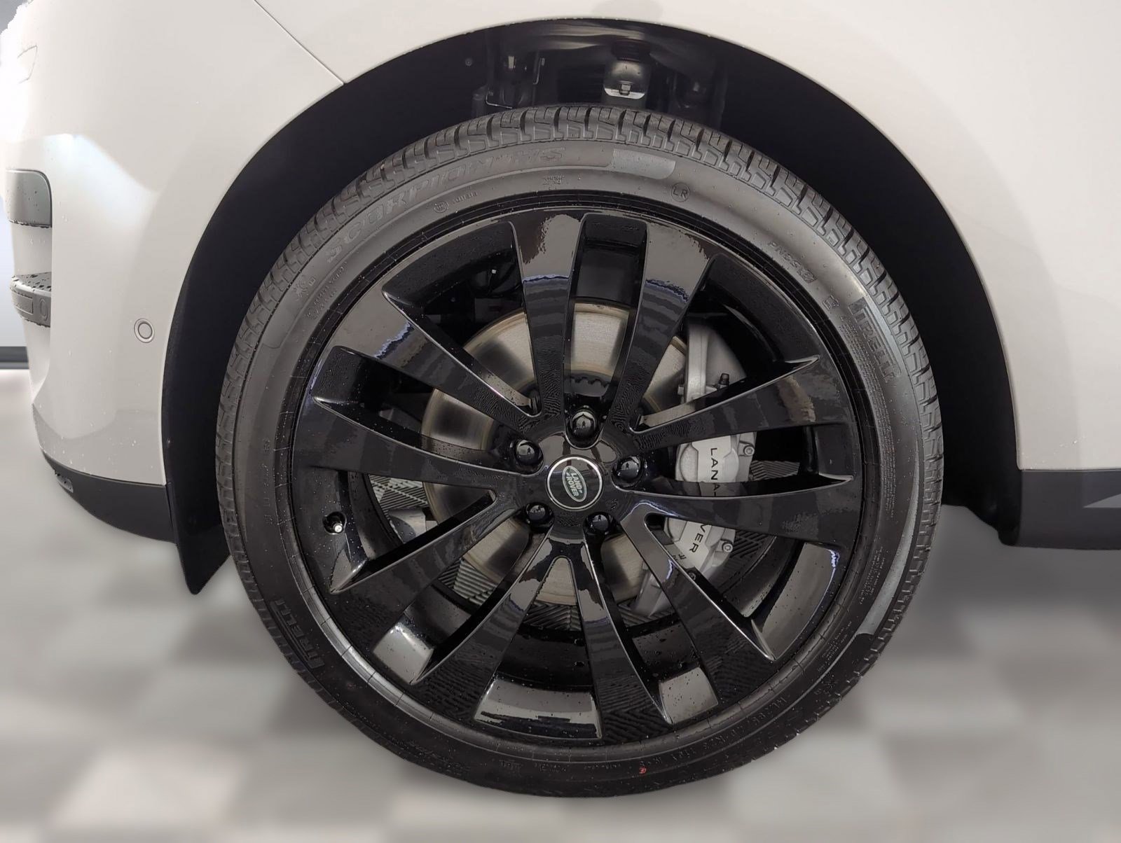 Used 2025 Land Rover Range Rover Sport SE image 10