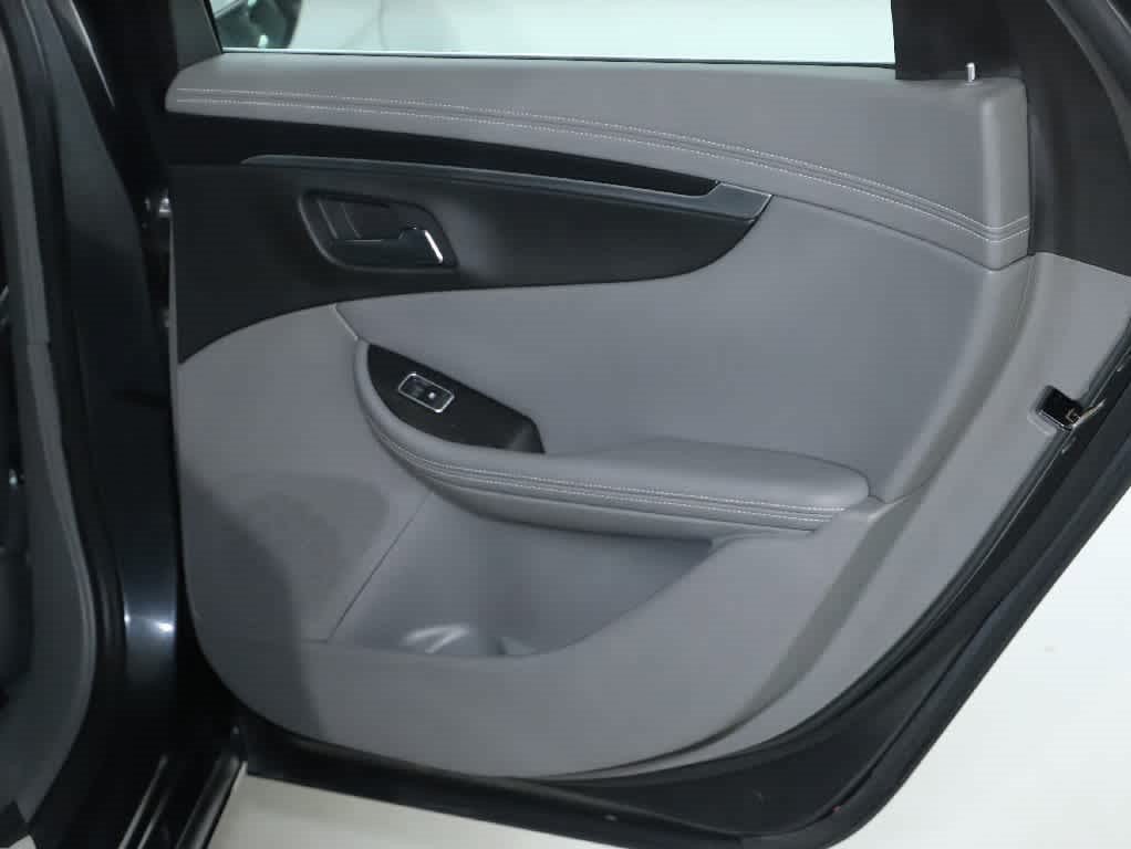 Used 2018 Chevrolet Impala LS FWD image 29