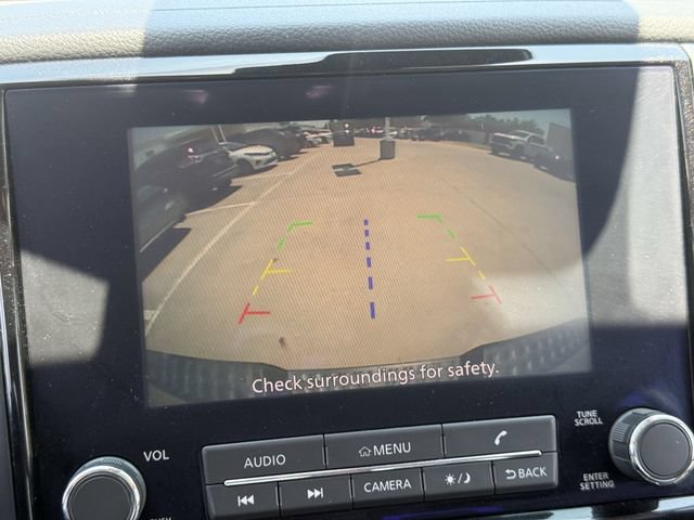 Used 2024 Nissan Titan SV w/ SV Convenience Package RWD image 18