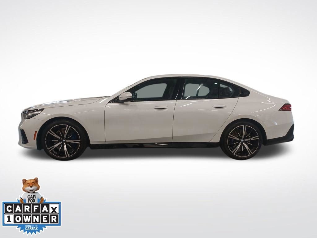 Certified 2025 BMW 530i xDrive w/ M Sport Package image 3