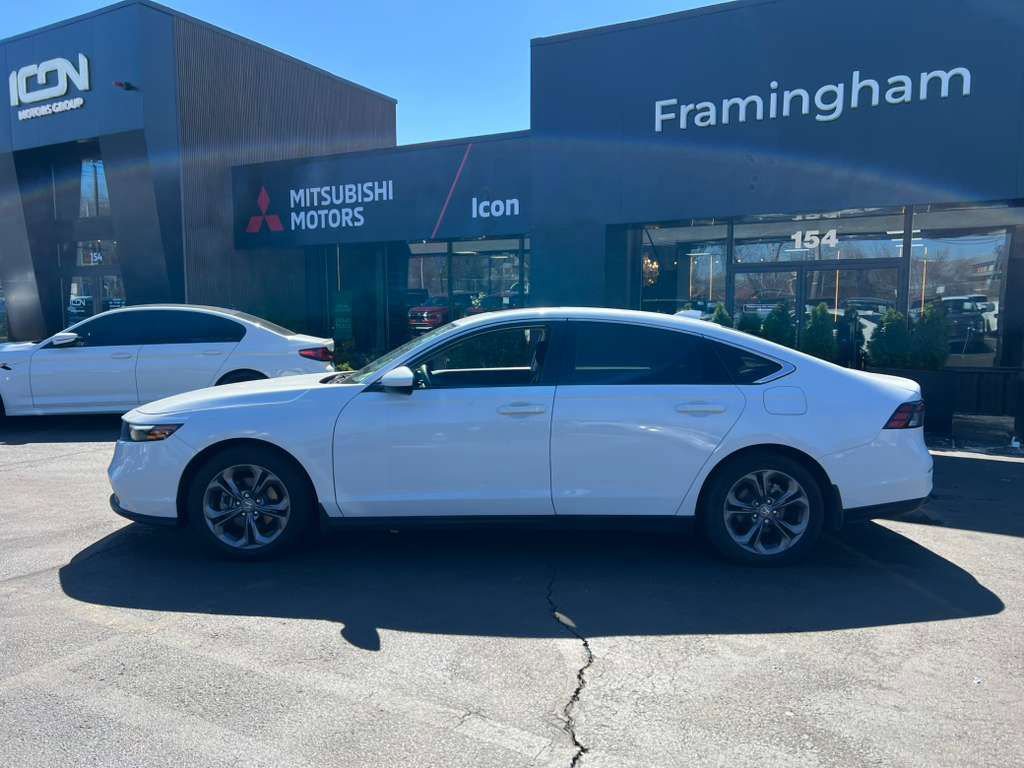 Used 2023 Honda Accord EX image 4