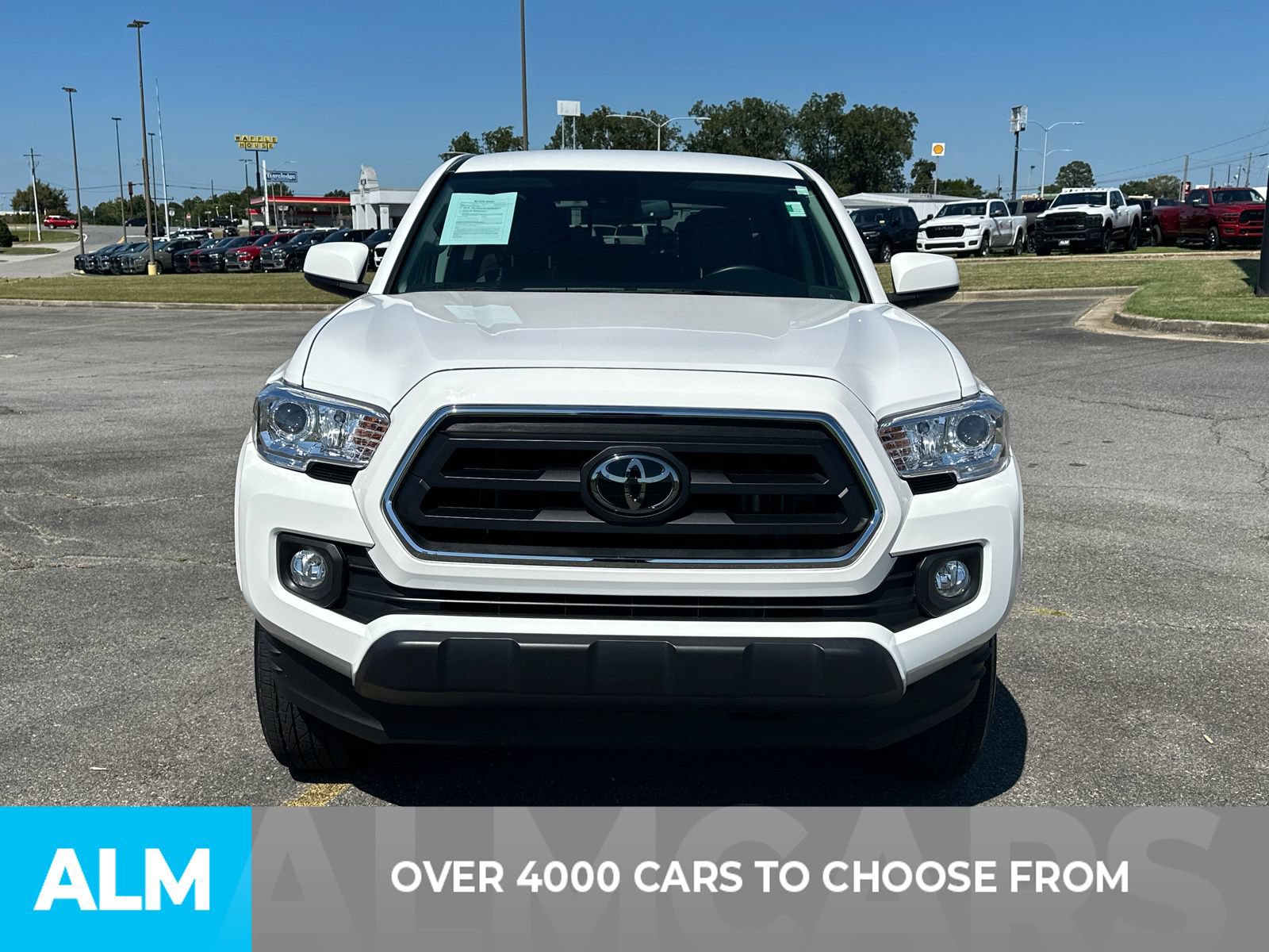 Used 2023 Toyota Tacoma SR5 RWD image 2
