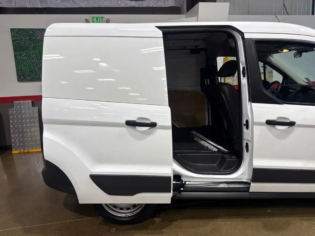 Used 2014 Ford Transit Connect XL FWD image 18