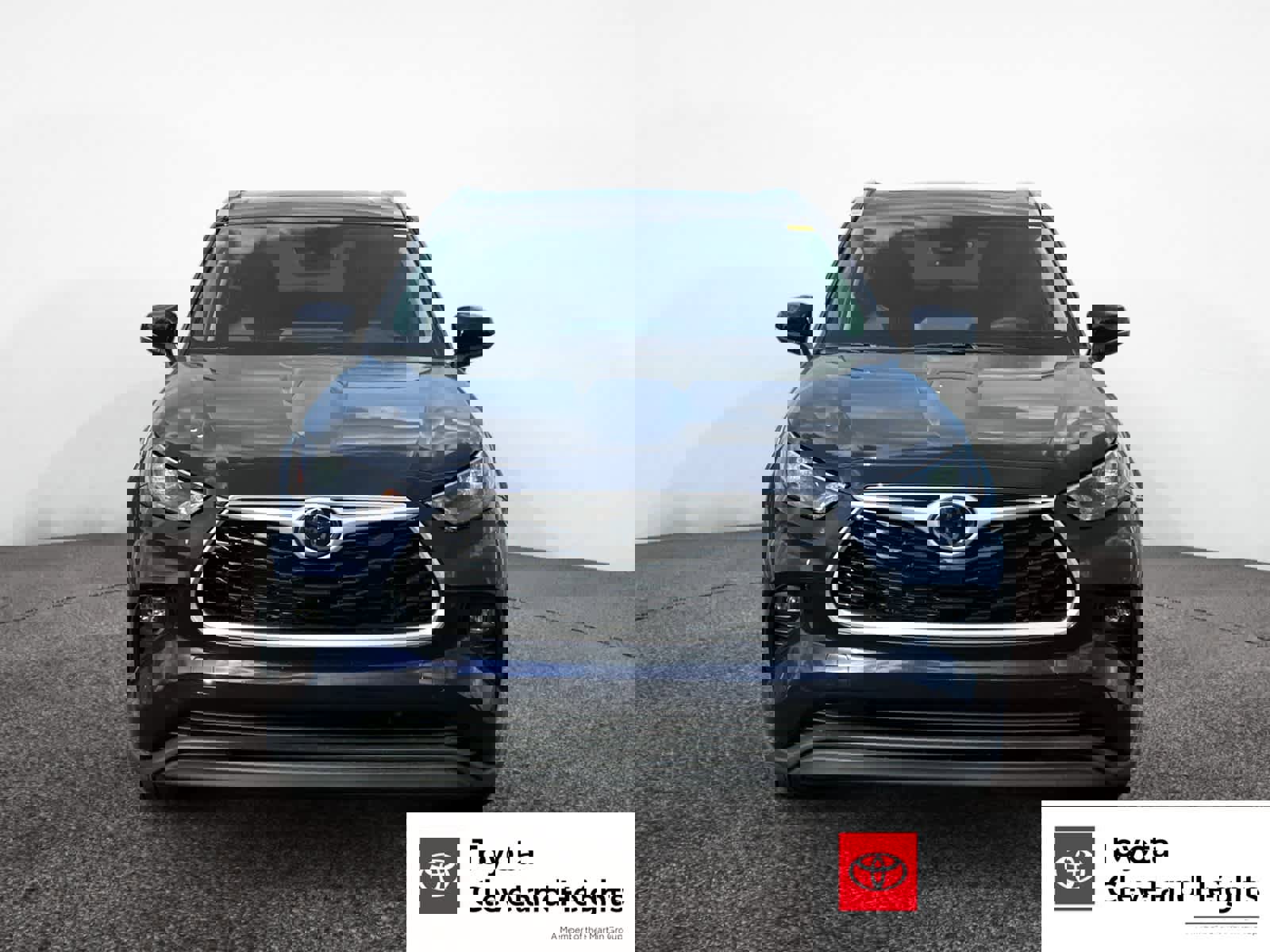 New 2025 Toyota Highlander XLE image 8