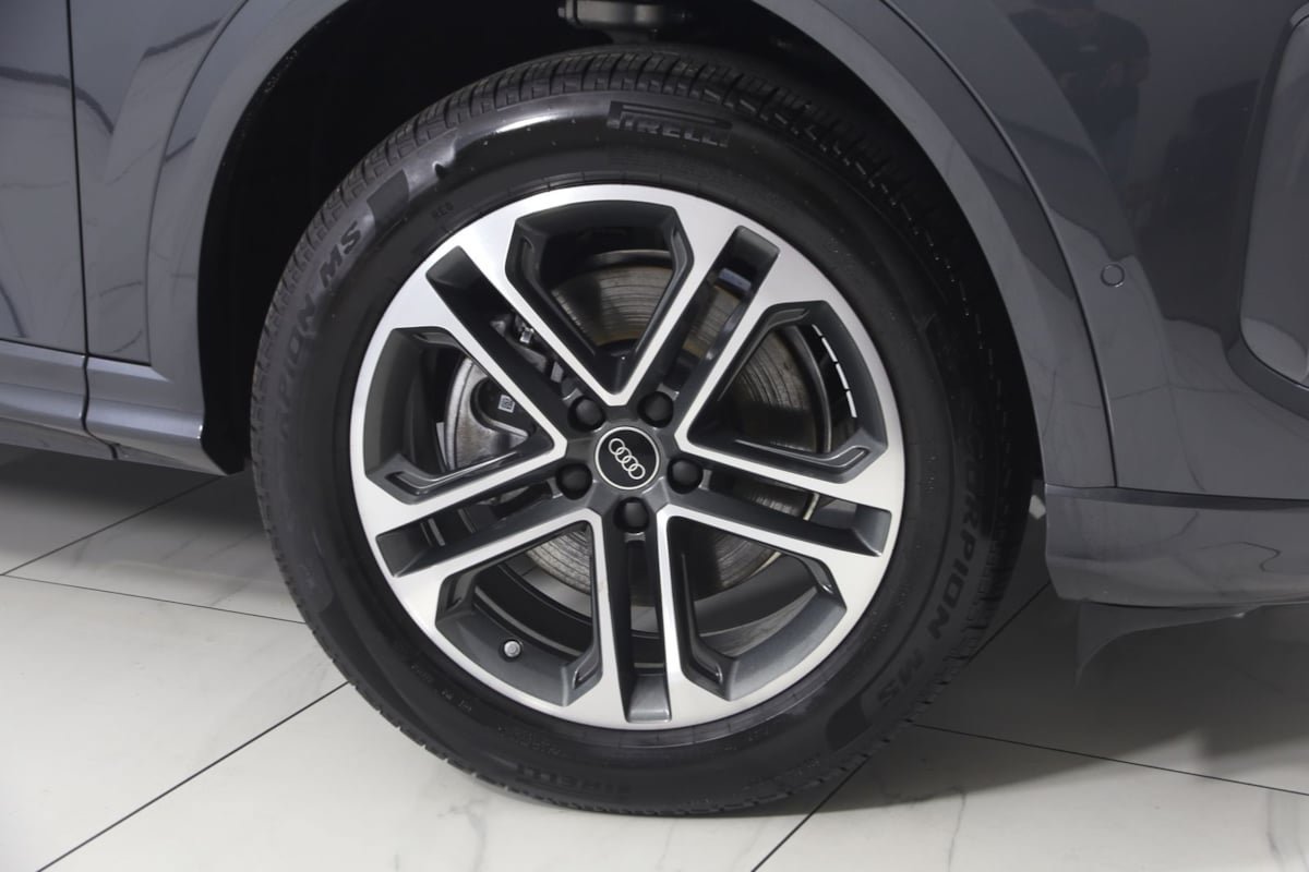 Used 2026 Audi Q5 Premium Plus AWD/4WD image 16