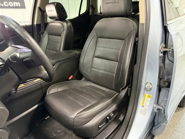 Used 2017 GMC Acadia Denali w/ Technology Package AWD/4WD image 25