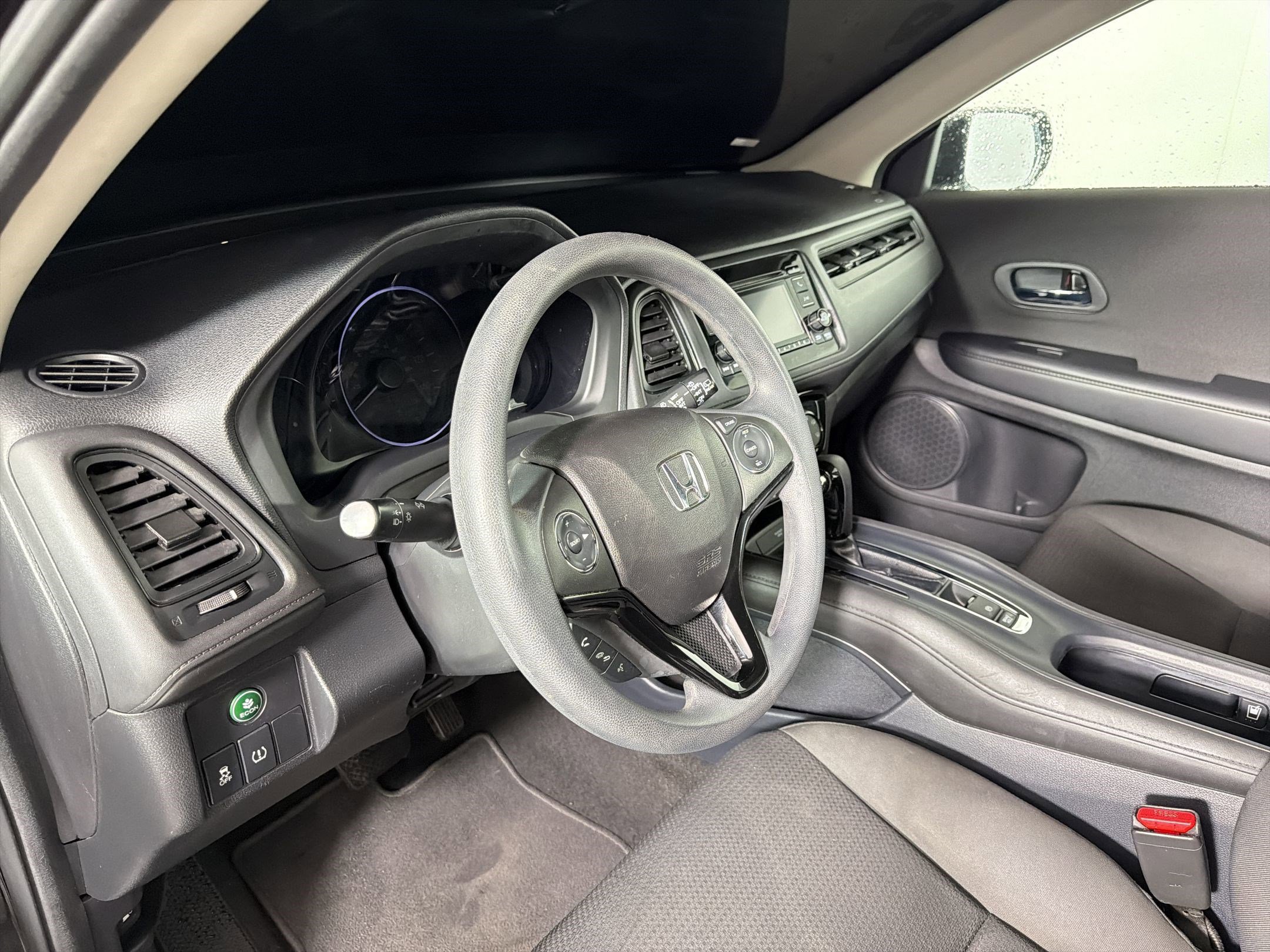 Used 2019 Honda HR-V LX image 15