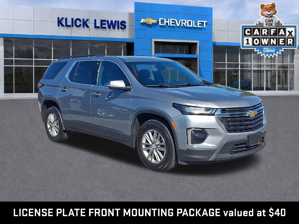 Used 2023 Chevrolet Traverse LT